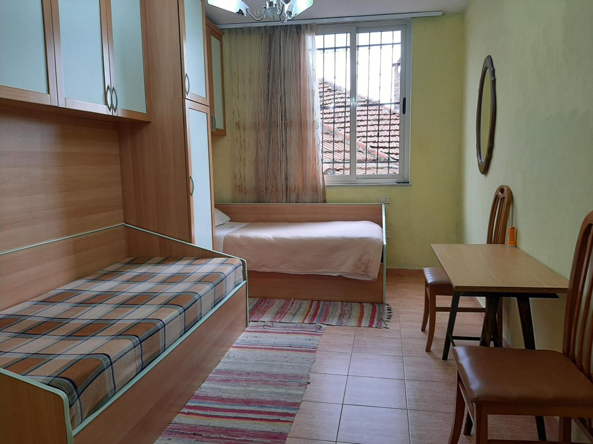 Enki'S Guesthouse Tirana Exteriér fotografie